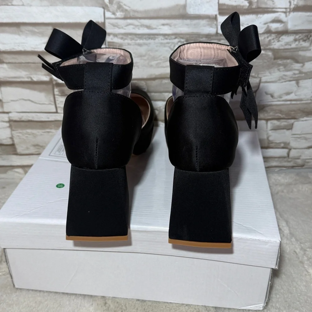 Women’s elegant black square toe chunky high heel sandals